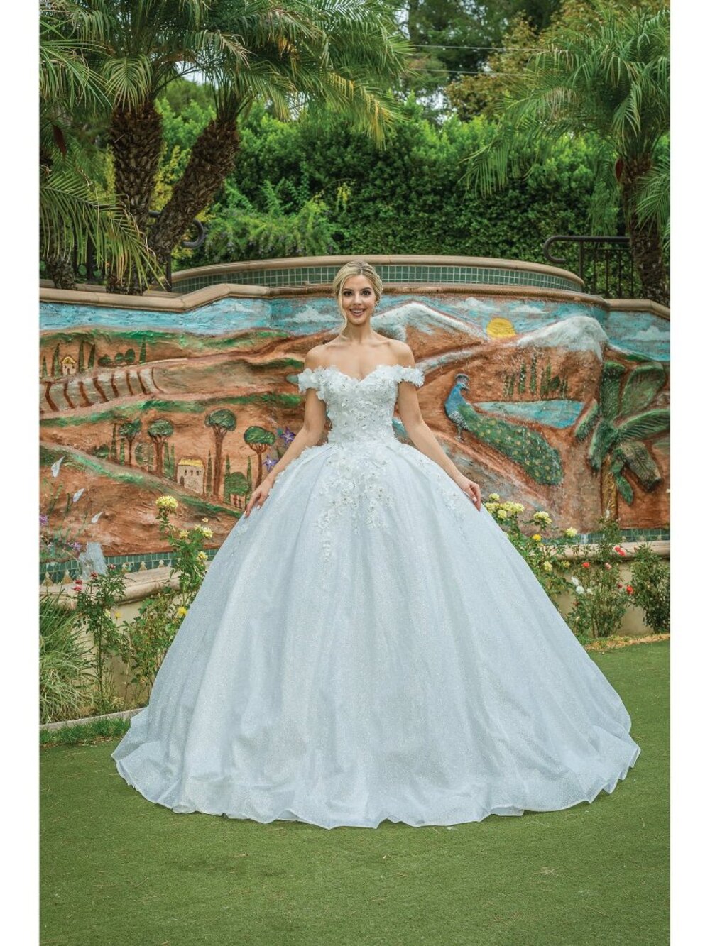 NEW OFF WHITE Lace Wedding Dress Floor Length With Train 0213